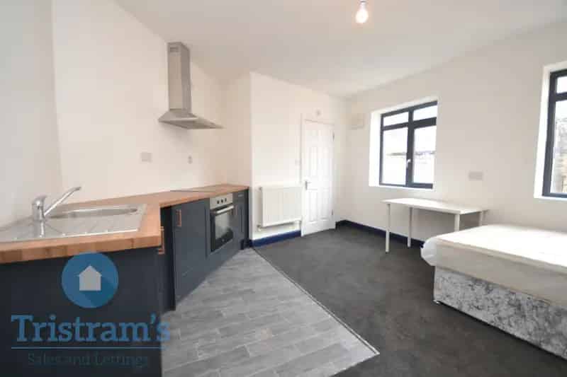 1 Bedroom Student House to Rent Bills Included Zero Deposit