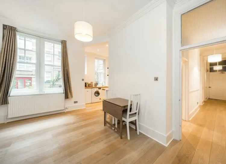 2 Bedroom Flat near Kensington Olympia Station