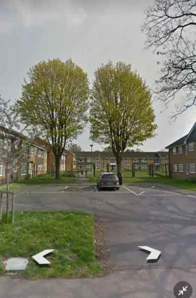 Flat For Rent in Dacorum, England