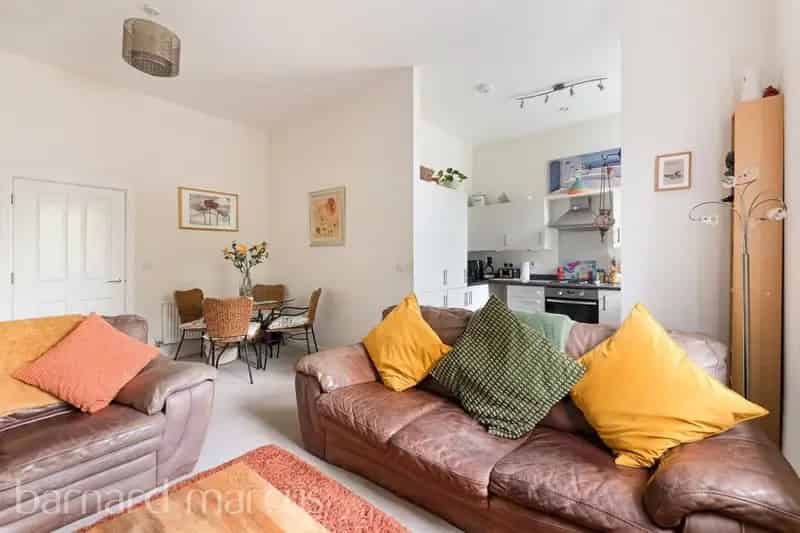 Two Double Bedroom Apartment in Noble Park Development Epsom
