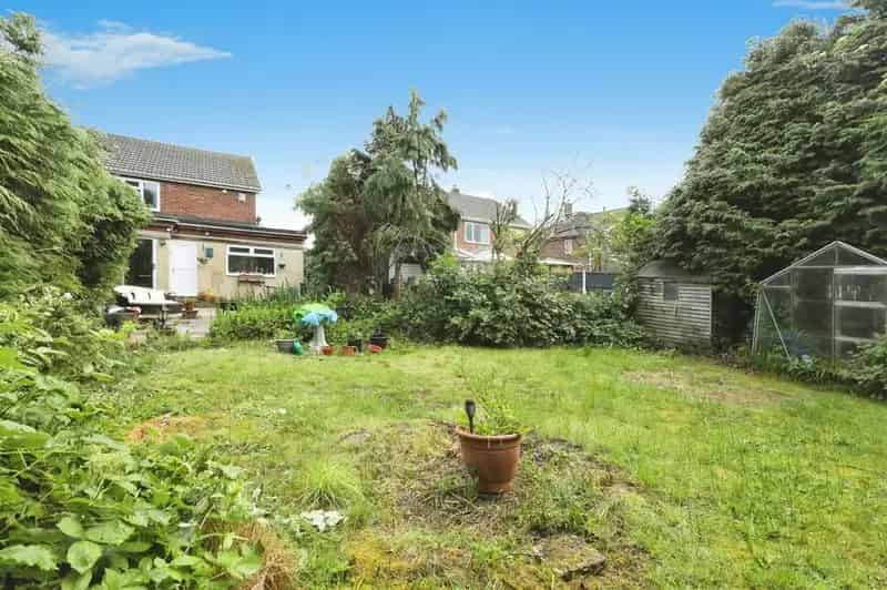 3 Bedroom Semi Detached House South Anston South Yorkshire