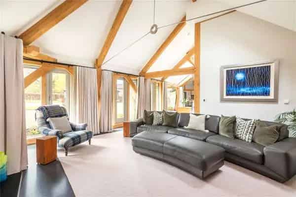 Exceptional Small Estate with Contemporary House and Cottage
