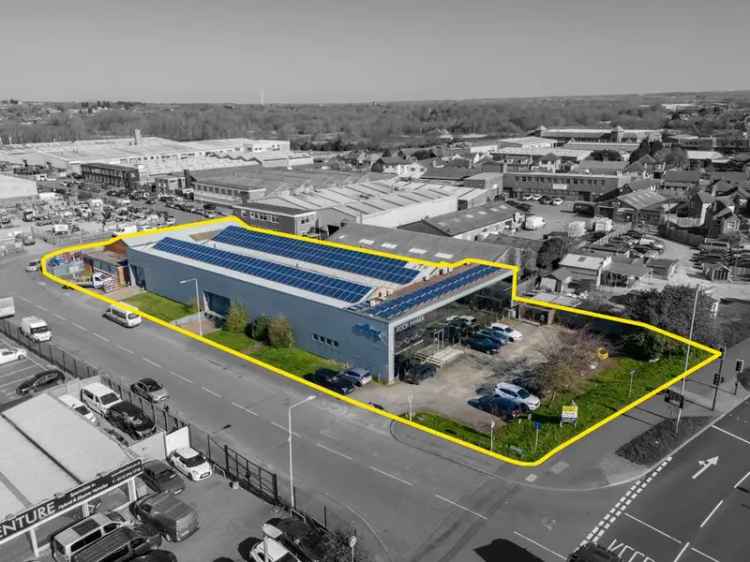 Industrial Unit with Offices and Solar System