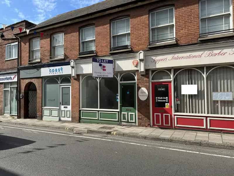 Lymington Town Centre Class E Shop 342 sq ft