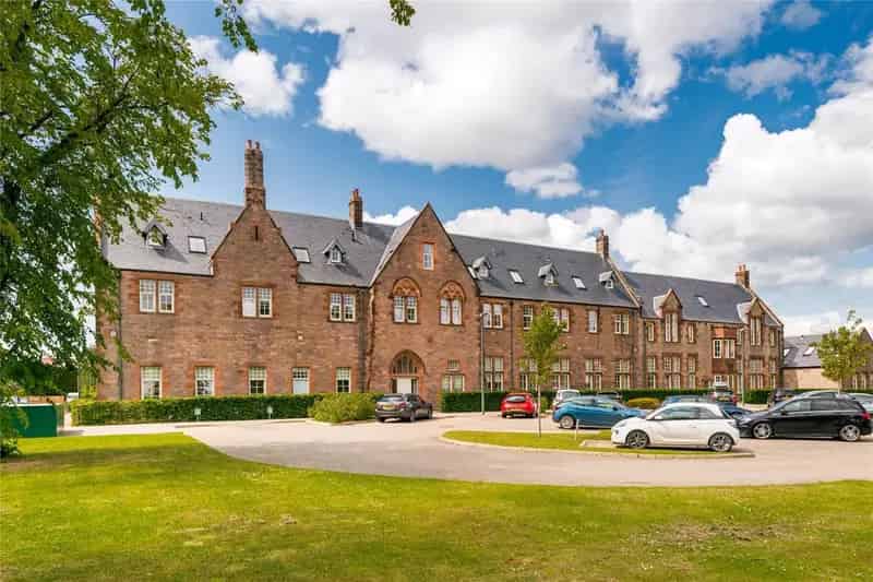 2 Bedroom Apartment for Sale Edinburgh New Town
