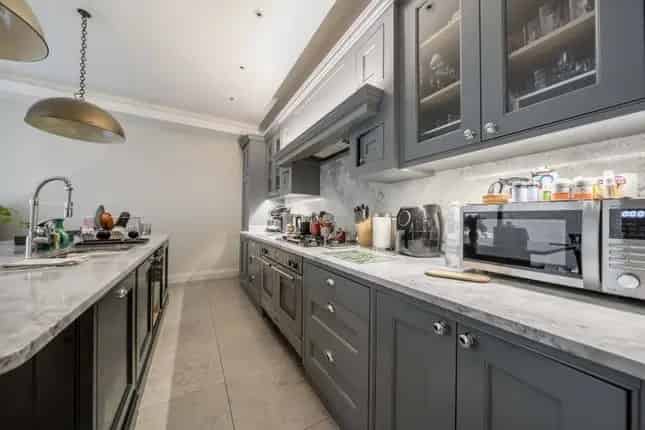 Four Bedroom House for Sale in Munster Village London