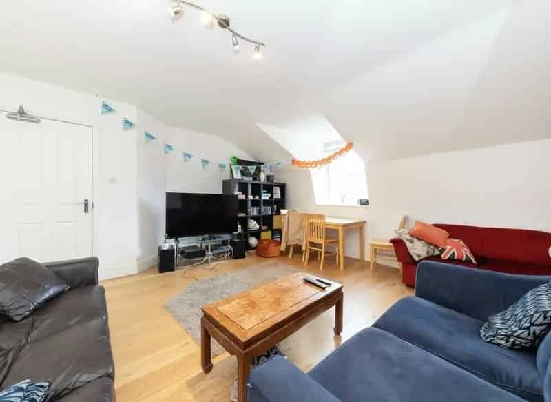 3 Double Bedroom Apartment Tollington Park Fully Furnished