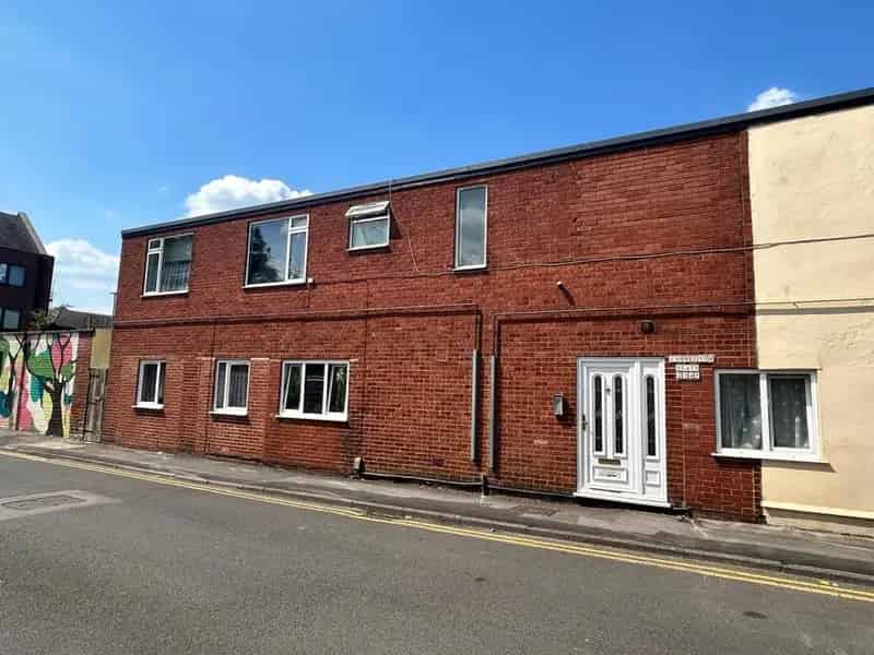 5 Bedroom Apartment Block Investment Opportunity