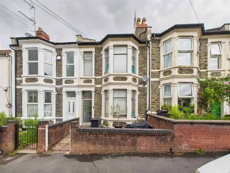 3 Bedroom Victorian Terrace House Easton Bristol For Sale