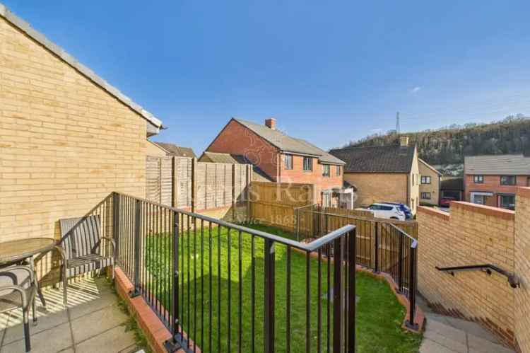 3 Bedroom Semi Detached House to Rent Ebbsfleet Valley