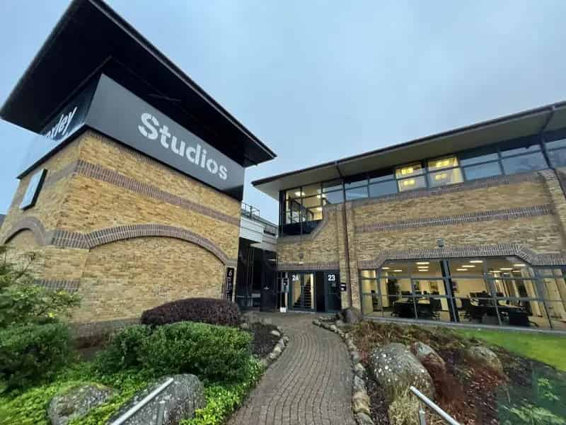 Watford Office Suite Croxley Park Six Parking Spaces