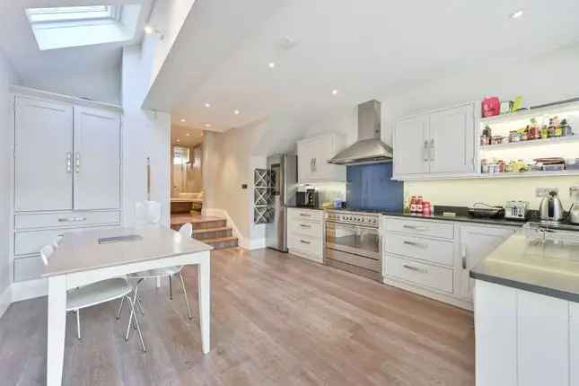 Semi-detached house to rent in Dingwall Road, Earlsfield, London SW18