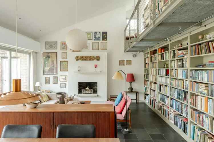3-Bedroom Architect-Designed House for Sale in Blewbury Oxfordshire