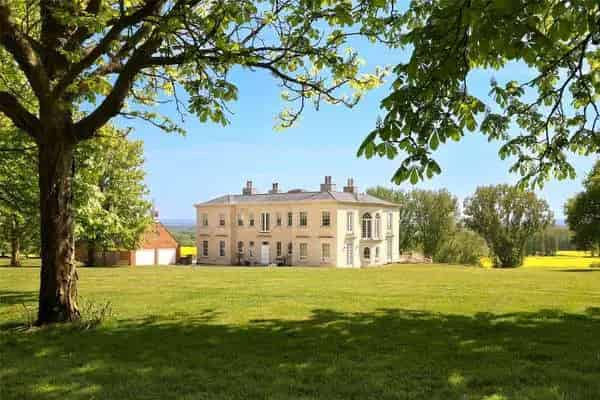 Georgian Manor House with Stunning Views and High-End Finishes