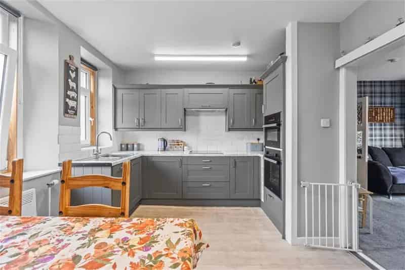 4 Bed Flat Maisonette Innerleithen 2 Reception Rooms