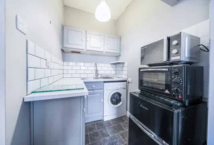 Clifton Village Studio Apartment for Sale