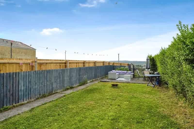 3 bedroom terraced house