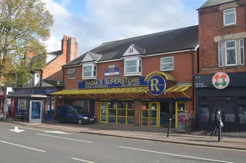 Retail Premises with Storage and Parking