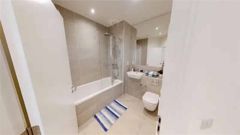 Two Bedroom Apartment Bristol City Centre