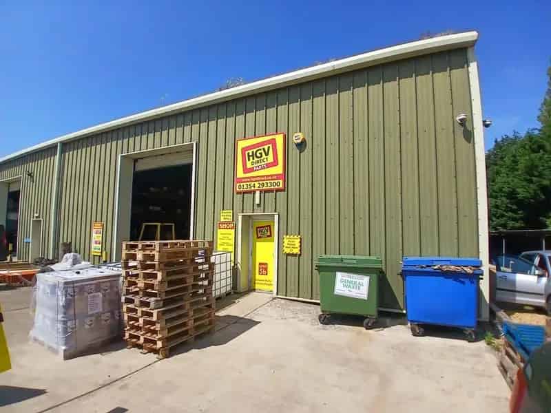 Industrial property For Rent , High Street North, London, England