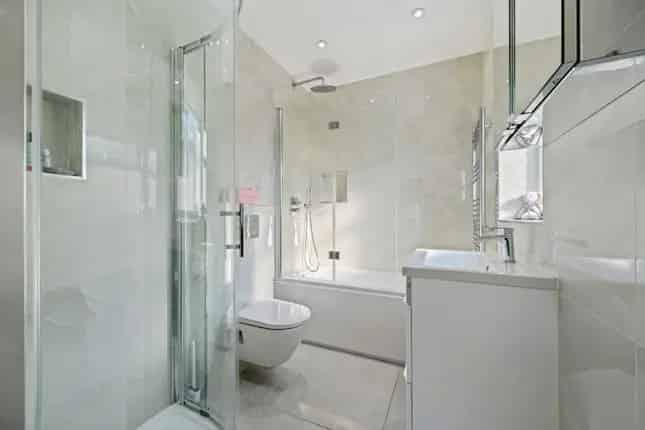 5 4 Bedroom Semi Detached House for Sale Warwick Road London W5