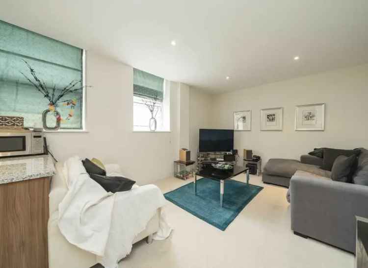 Stylish One Bedroom Apartment near East Acton Tube