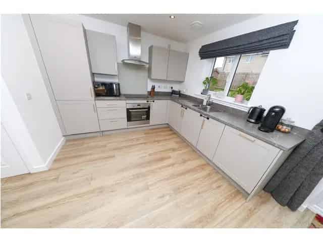 4 Bedroom Semi-Detached Villa for Sale in Glenrothes