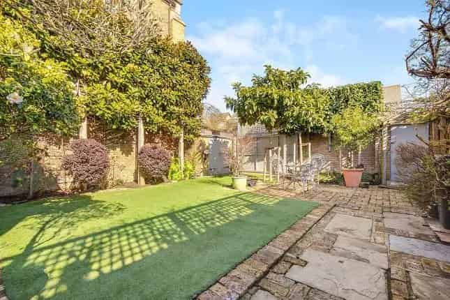 Detached Schoolhouse Conversion Battersea