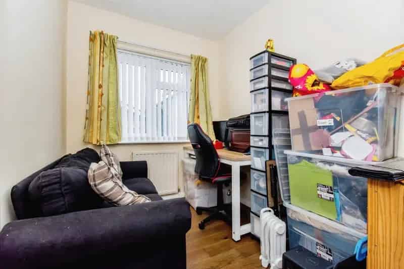 3 Bedroom Detached Bungalow in Stickney