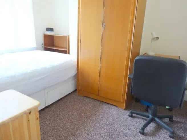 4 Bedroom Student House Share to Rent