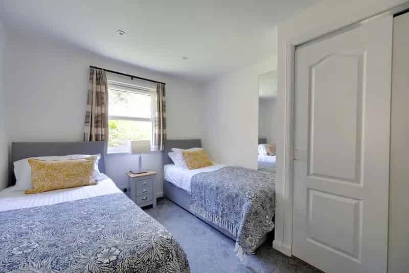 3 Bed Semi Detached House Near Inchmarlo Golf Course