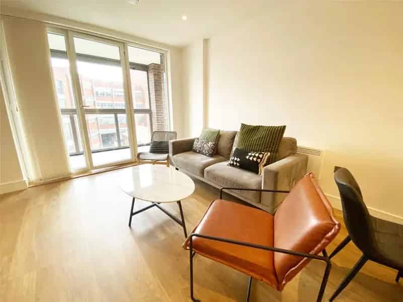 2 bedroom apartment