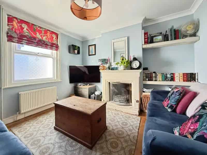 4 Bedroom Victorian Terraced House For Sale Near Stroud Town Centre