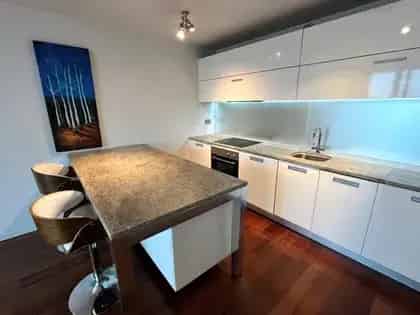 2 Bed 170m² Flat Birmingham Beetham Tower Furnished Balcony Modern