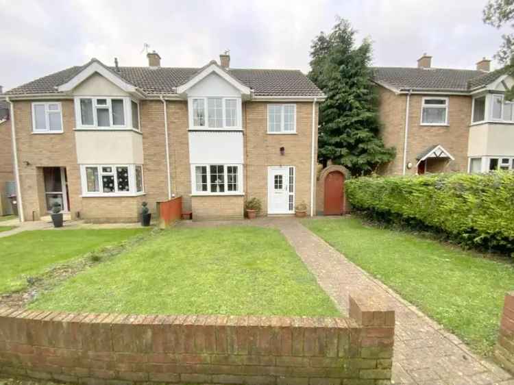 3 bedroom semi-detached house for sale