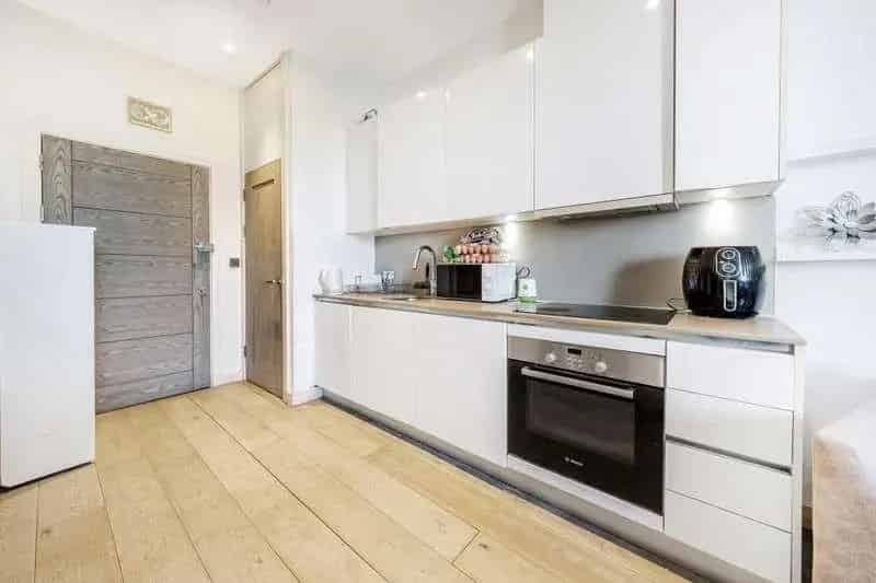 1 bed flat for sale