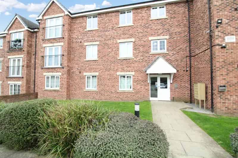 2 Bedroom Apartment House to Rent