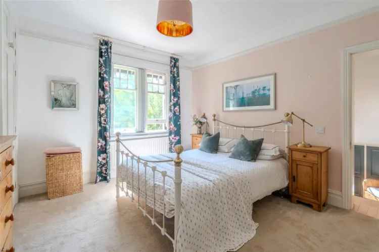 4 Bedroom House in Colehill