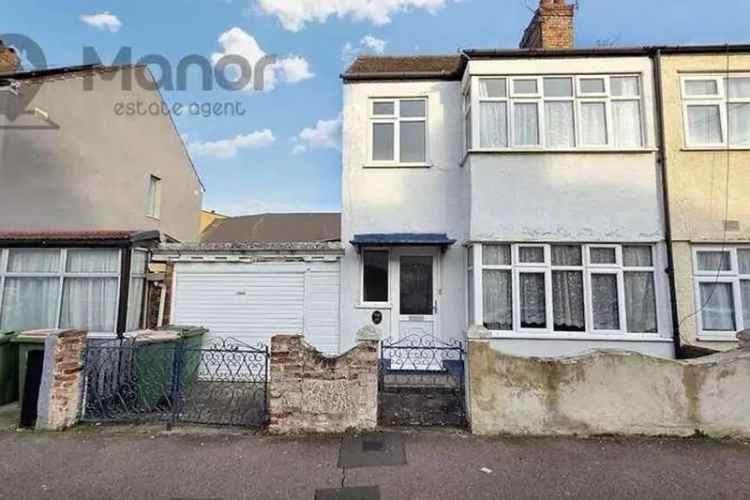 3 Bedroom Semi Detached House For Sale Manor Park E12