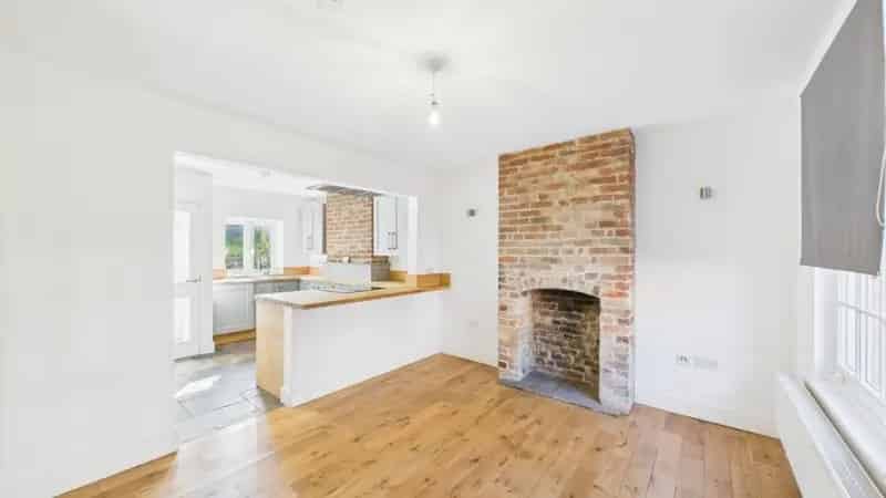 2 Bedroom Victorian Terrace House for Sale