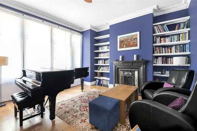 Semi-detached house for sale in Oakleigh Park North, London N20