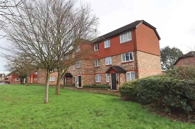 2 Bedroom Apartment to Rent