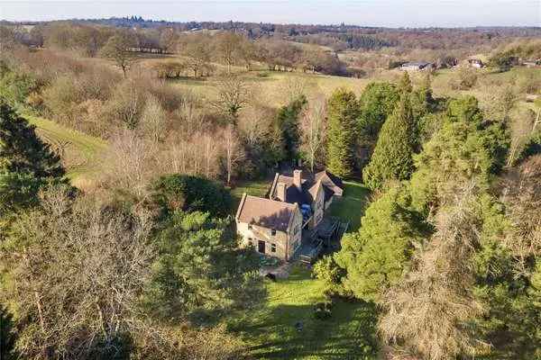 Stunning Bespoke Home in Semi-Rural Setting