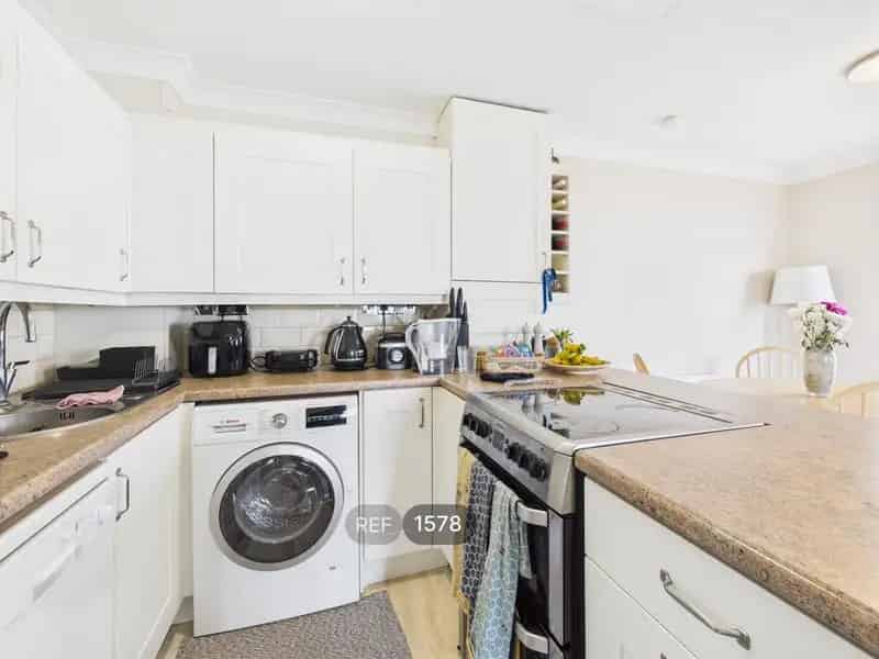 2 Bedroom Apartment to Rent