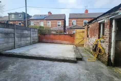 Spacious Double Room in 4-Bedroom House Share Manchester