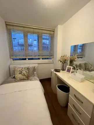 Maisonette to rent in Old Street, Old Street, London EC1V