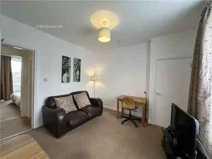1 Bedroom Flat 60m2 Aberdeen City Centre Furnished