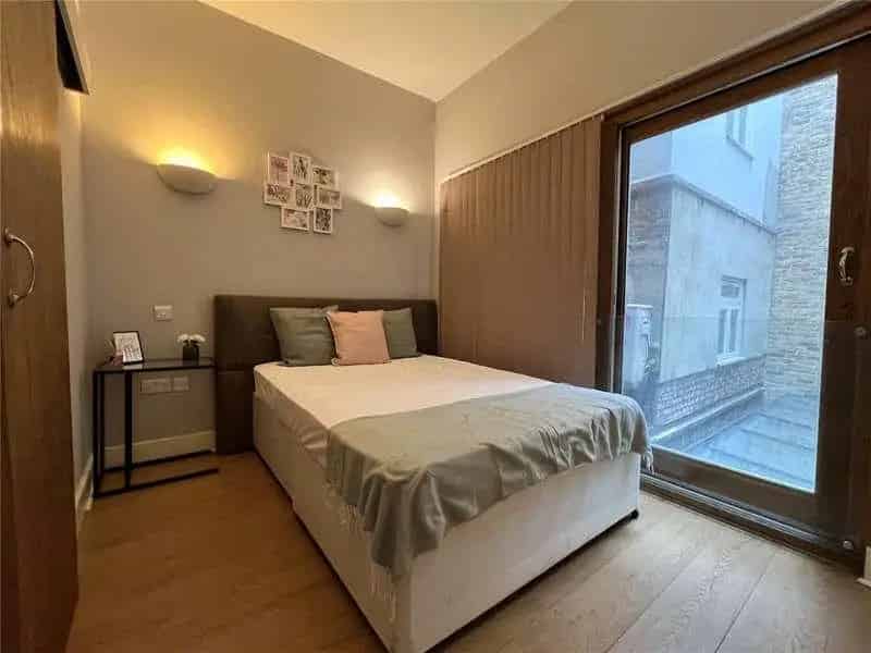 1 Bed Flat for Sale in Clerkenwell - Central London Apartment