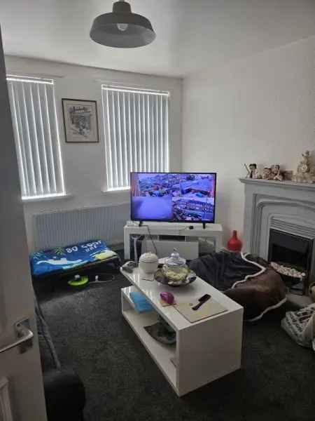 Flat For Rent in Borough of Pendle, England