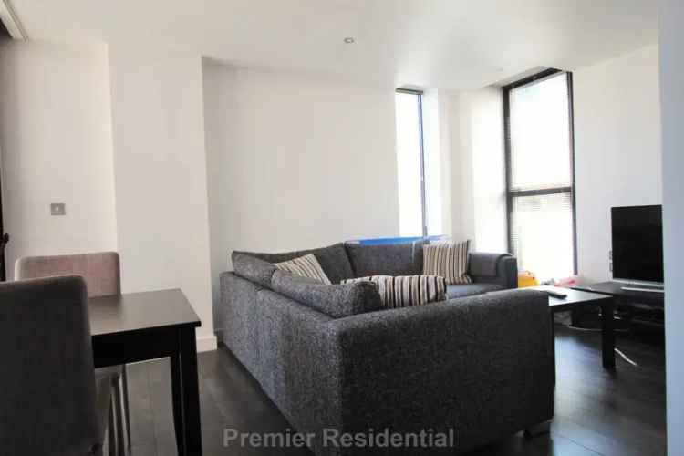 2 Bedroom Furnished Apartment Near Manchester City Centre